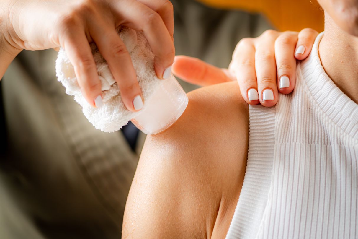 How Physical Therapy Can Help Athletes Recover from Shoulder Injuries